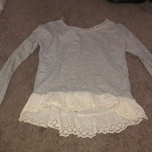 Cute and light sweater